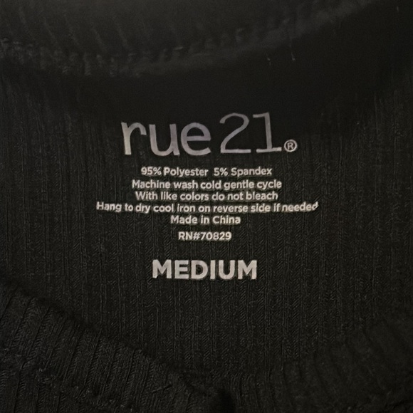 Rue21 Black Tank Top Size Medium - Picture 2 of 4